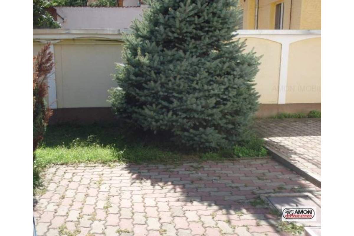Casa de inchiriat 3 camere