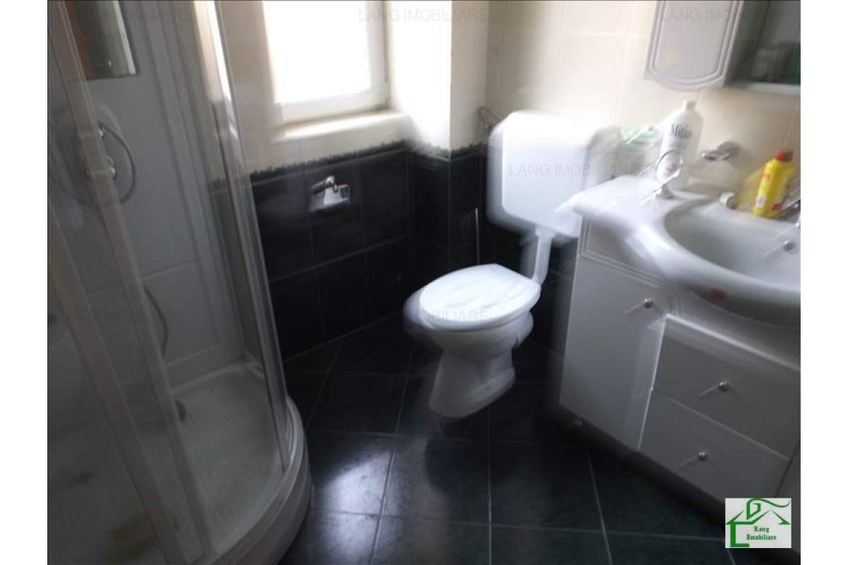 Casa de inchiriat 5 camere
