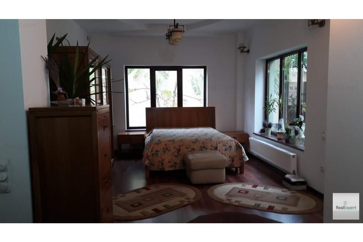 Casa de inchiriat/de vanzare, zona Cornisa