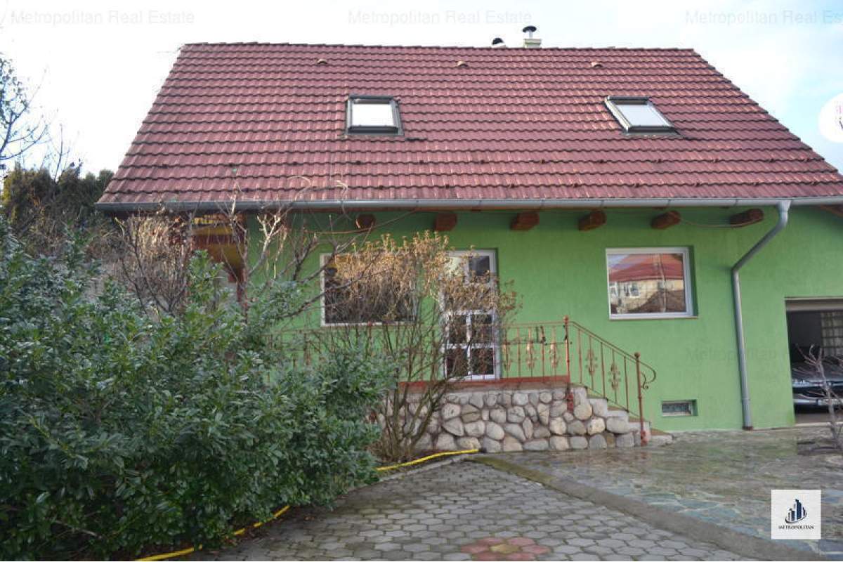 Casa / Vila cu 2 camere de inchiriat in zona Andrei Muresanu