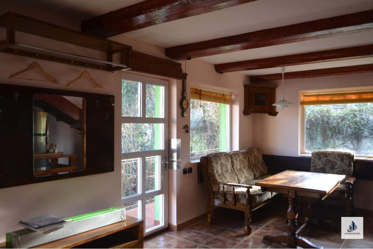 Casa / Vila cu 2 camere de inchiriat in zona Andrei Muresanu