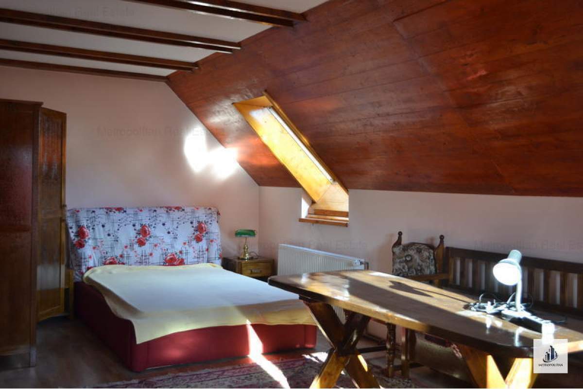 Casa / Vila cu 2 camere de inchiriat in zona Andrei Muresanu