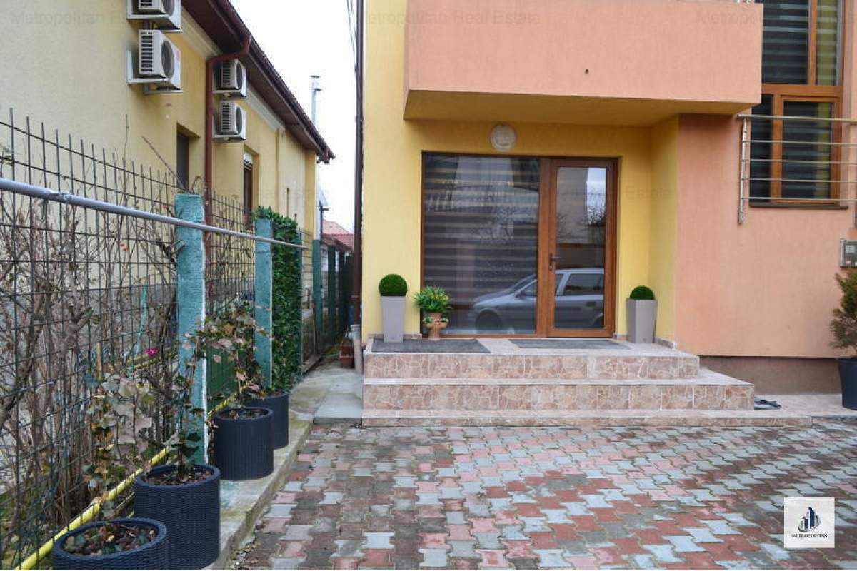  Casa / Vila cu 4 camere de inchiriat in zona Gheorgheni