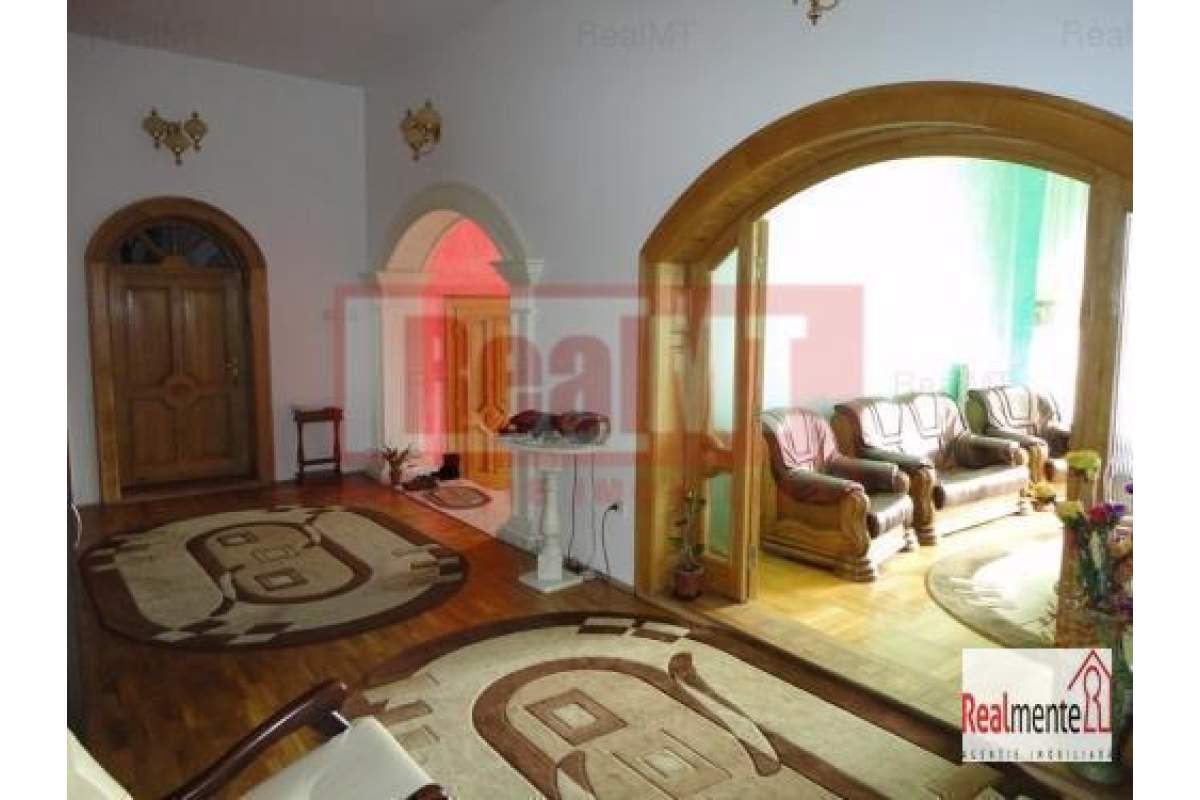 Casa-Vila de inchiriat Alba Iulia Cetate