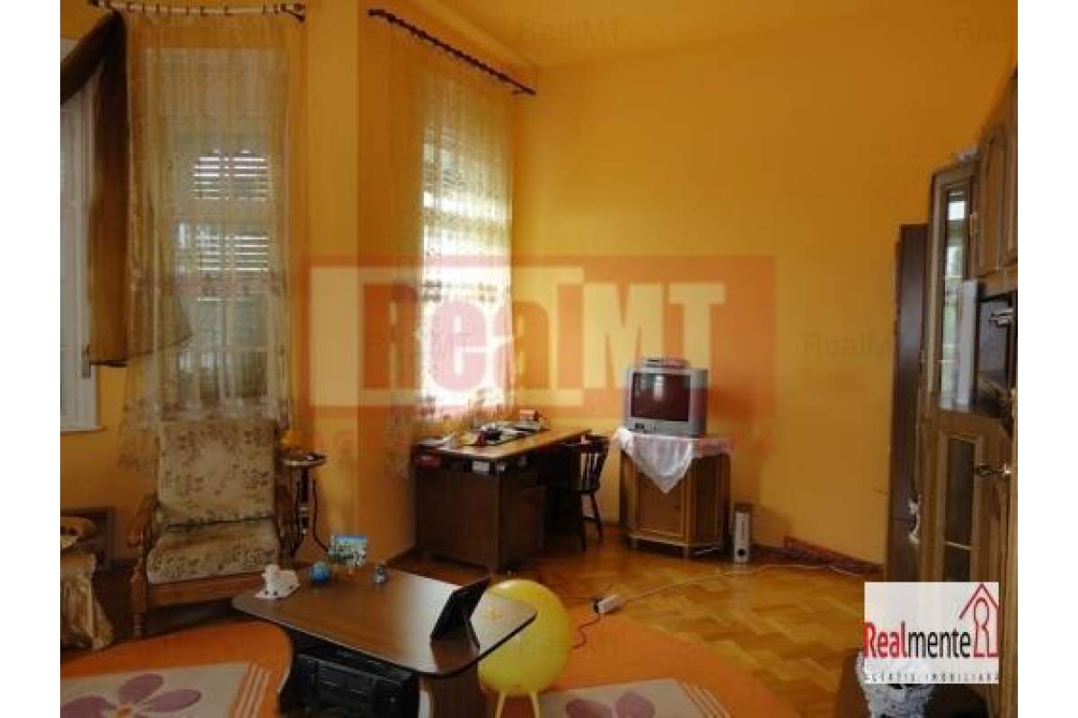 Casa-Vila de inchiriat Alba Iulia Cetate