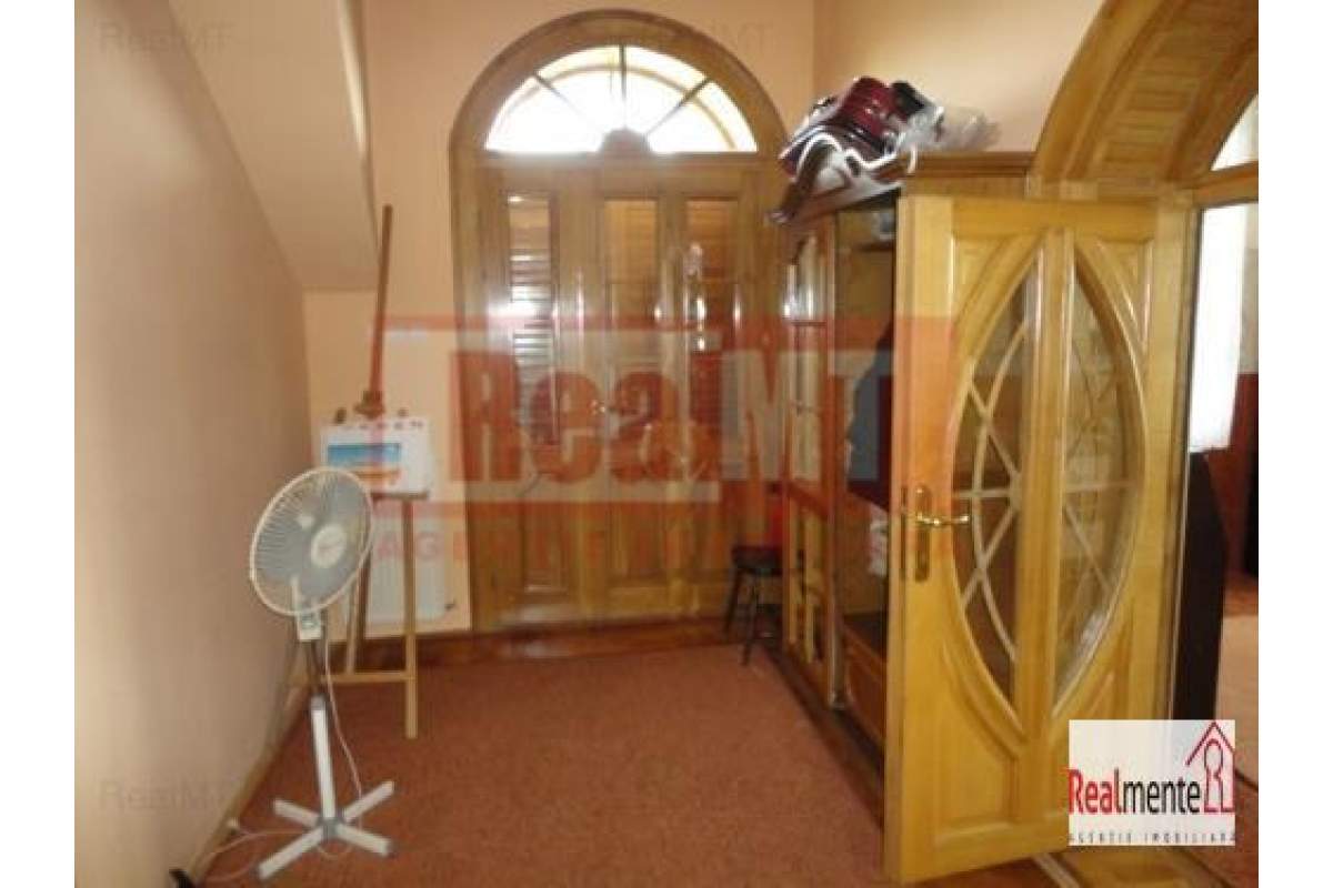 Casa-Vila de inchiriat Alba Iulia Cetate