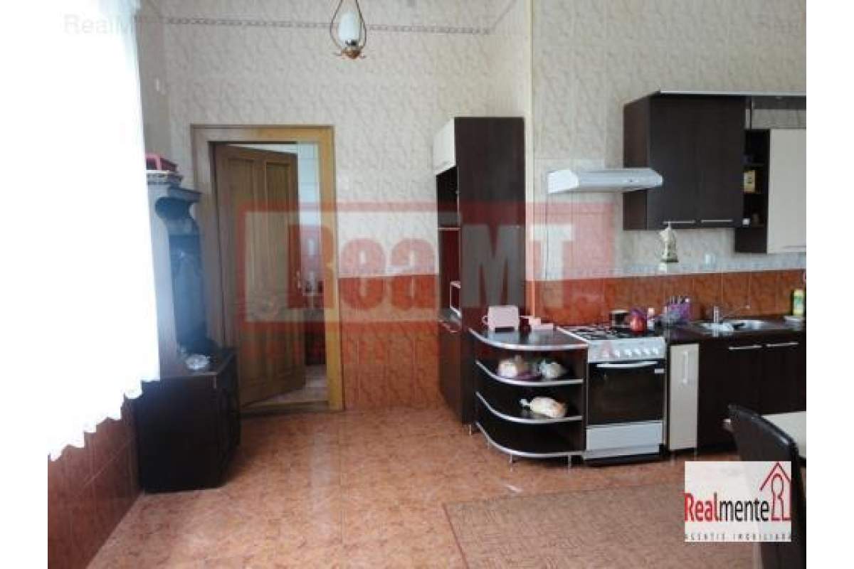 Casa-Vila de inchiriat Alba Iulia Cetate