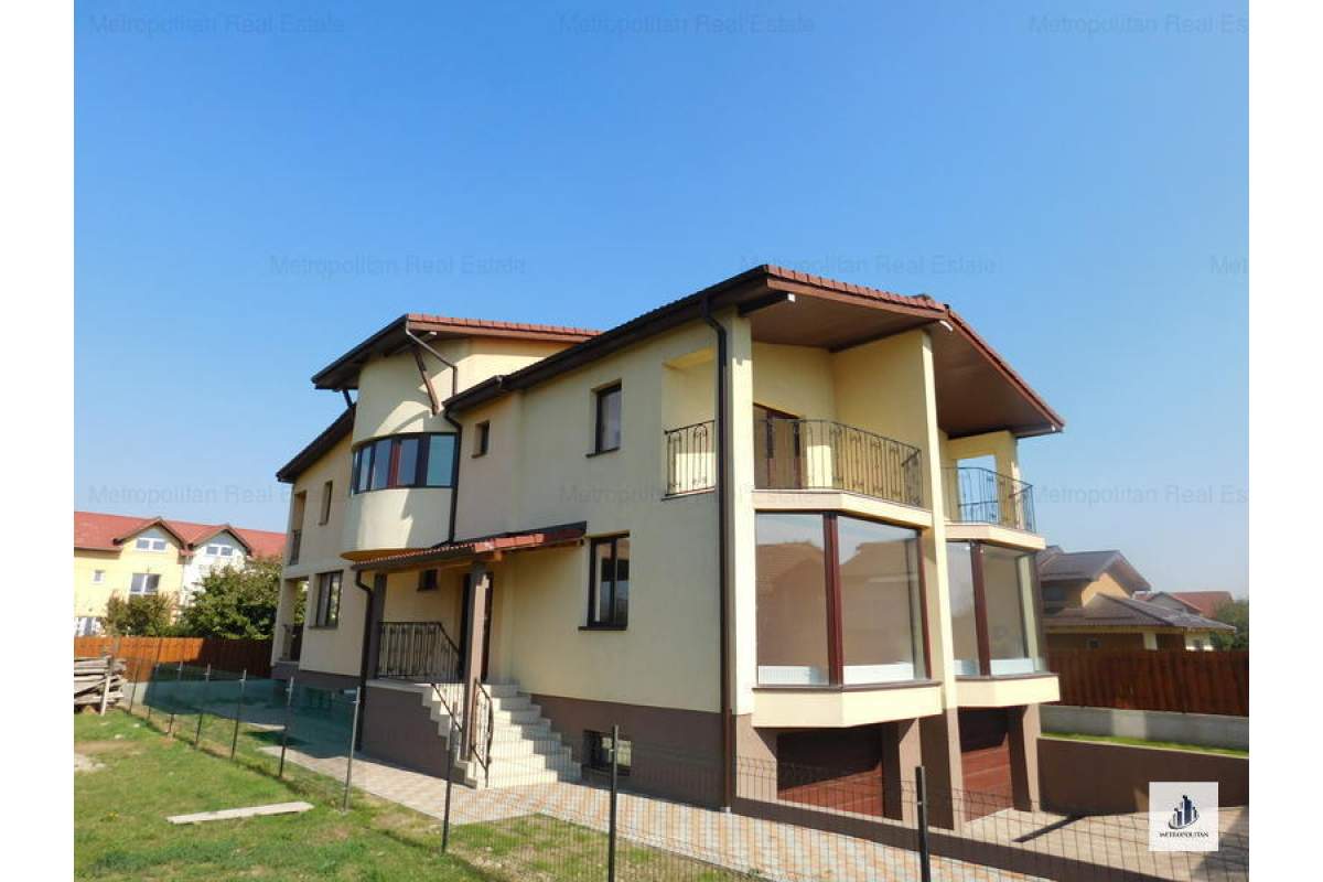  Casa/Vila spatioasa cu 10 camere de inchiriat in zona Someseni