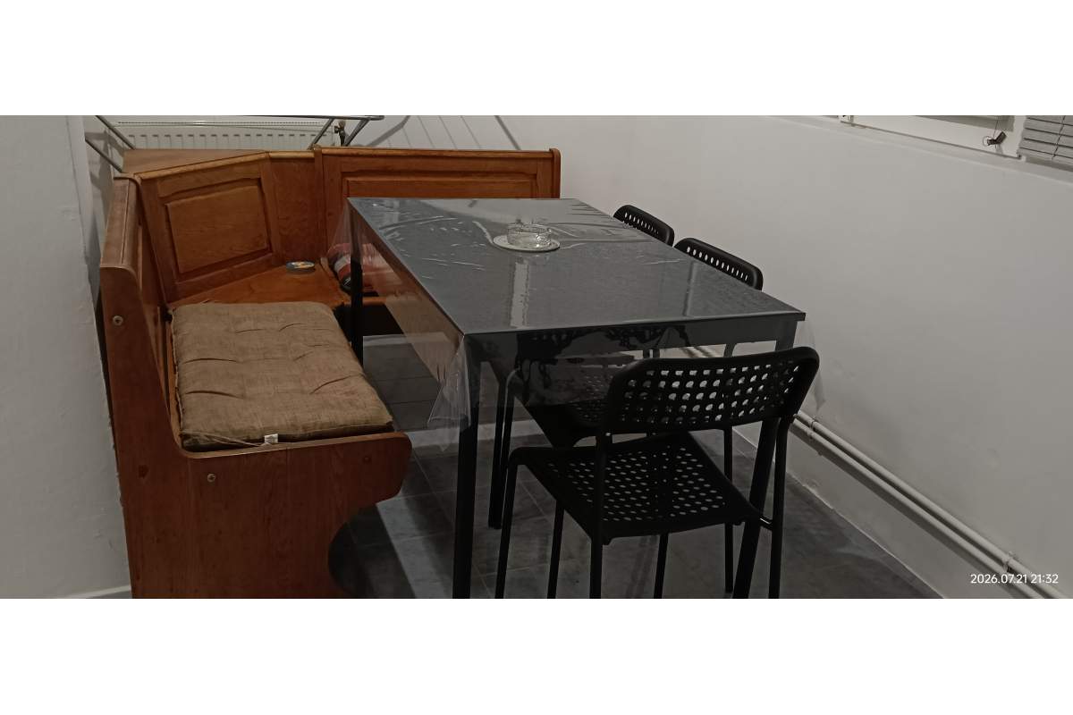 Cazare la mare langa plaja apartament 3 camere Constanta Faleza Nord