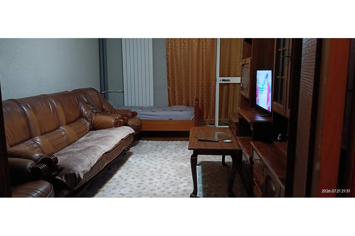Cazare la mare langa plaja apartament 3 camere Constanta Faleza Nord