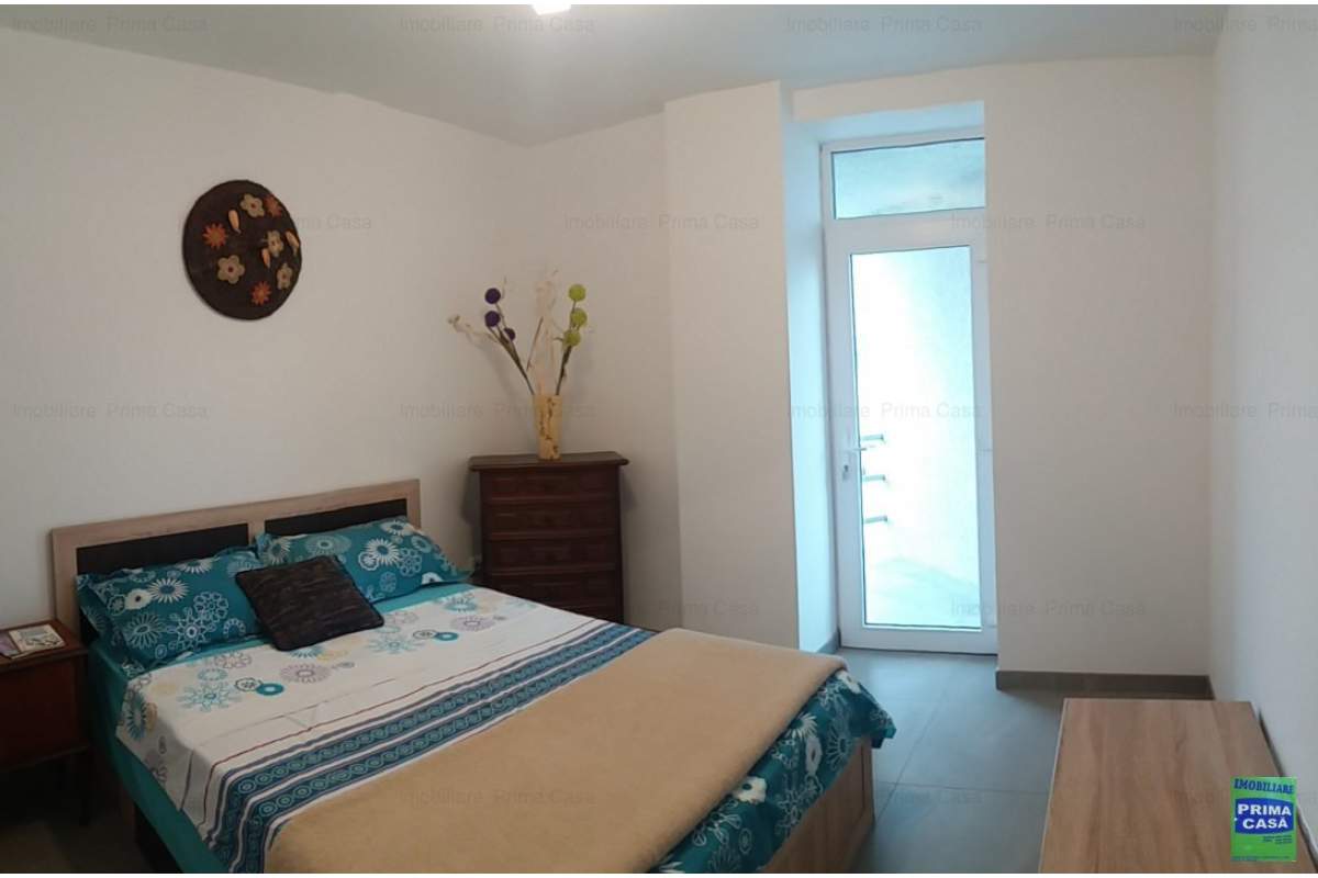 Central,bloc nou inchiriez 3 camere,100mp,mobilat si utilat,500euro.luna
