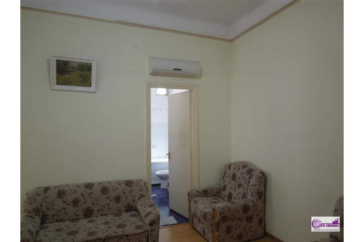  Centru Stefan cel Mare apartament 3 camere