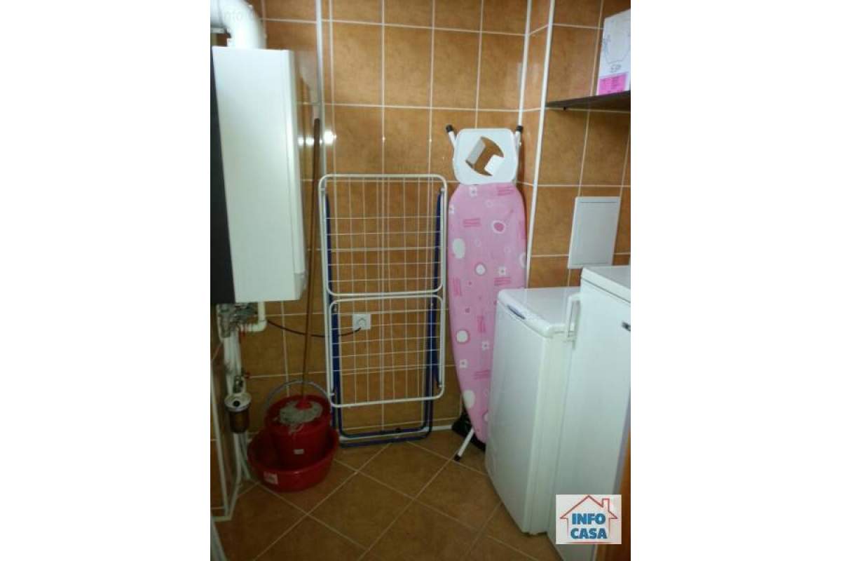 chirie 2 camere mobilat