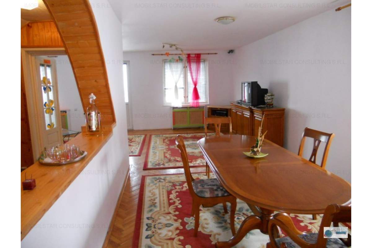 Chirie casa mare, zona Cornisa