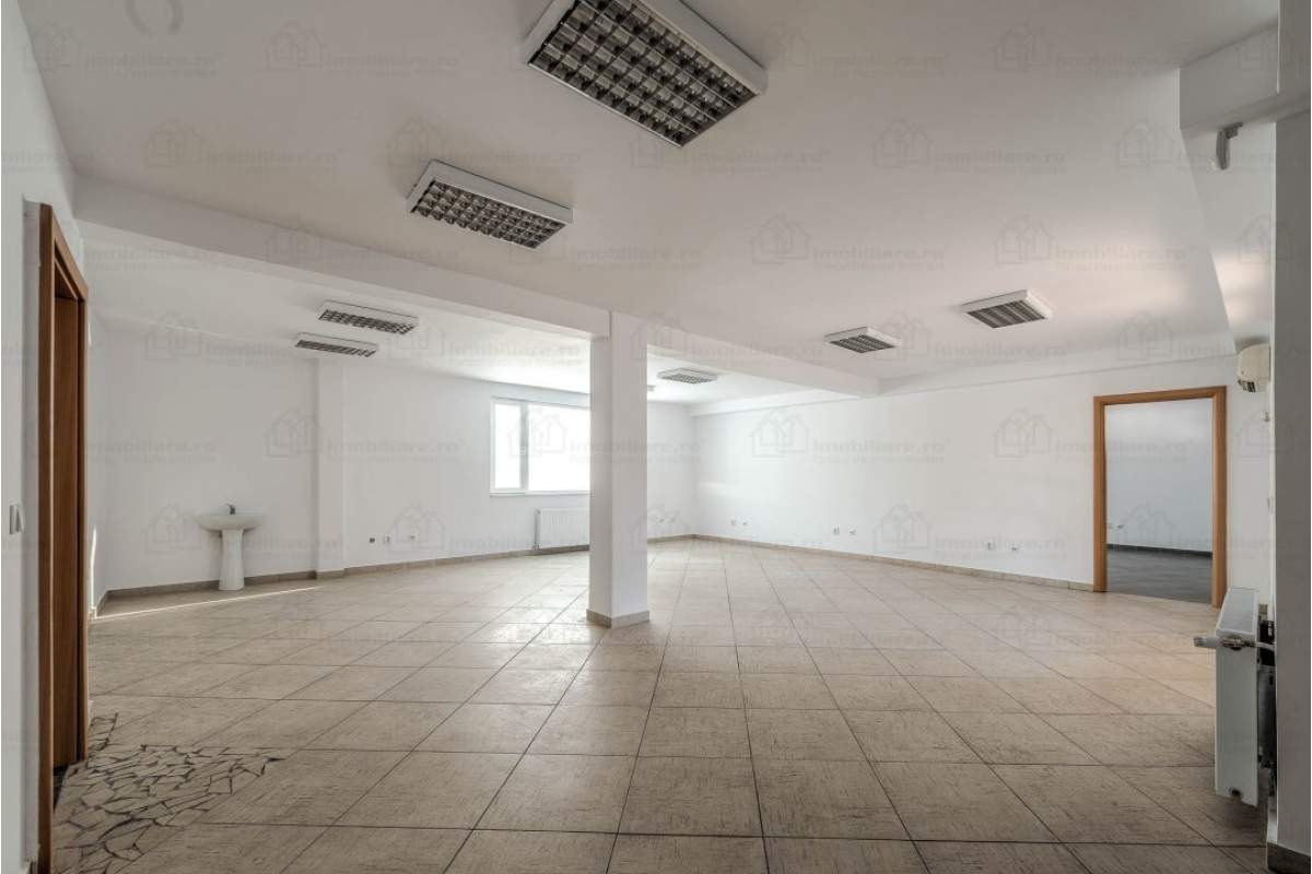 Cladire de inchiriat, ideala pentru birouri, clinica