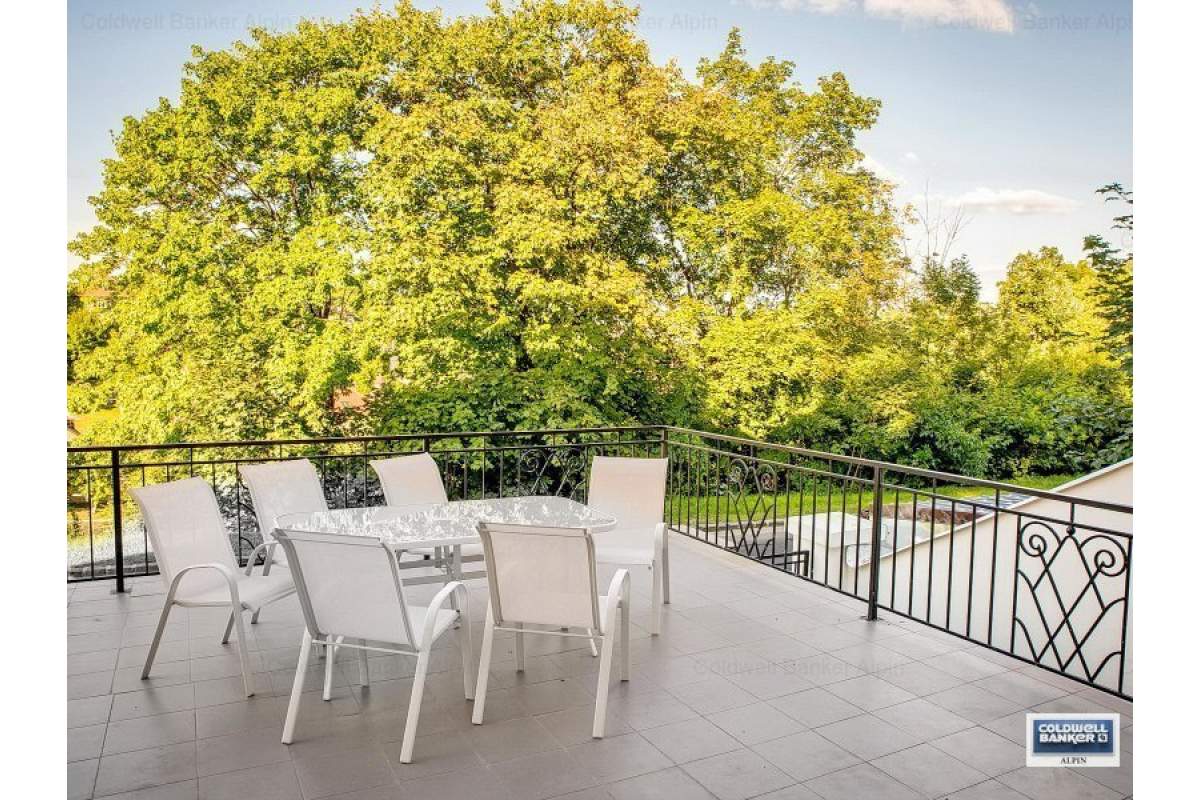 Coldwell Banker Alpin: Apartament central