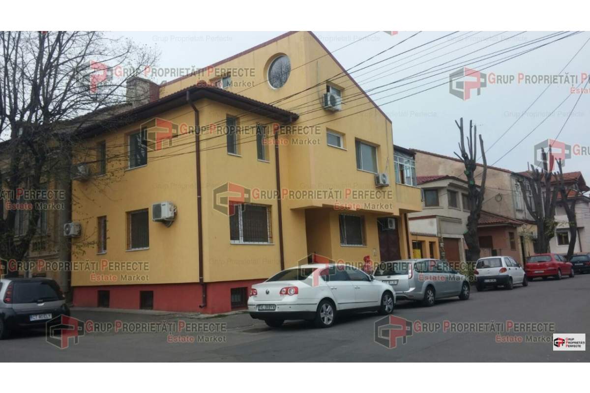 Constanta, Centru,Casa S+P+E+M,10 camere,curte 460 MP