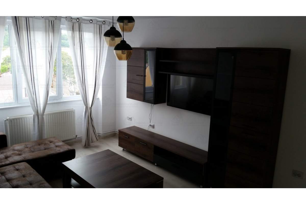  DAU IN CHIRIE APARTAMENT ULTRACENTRAL, IN APROPIEREA UMF