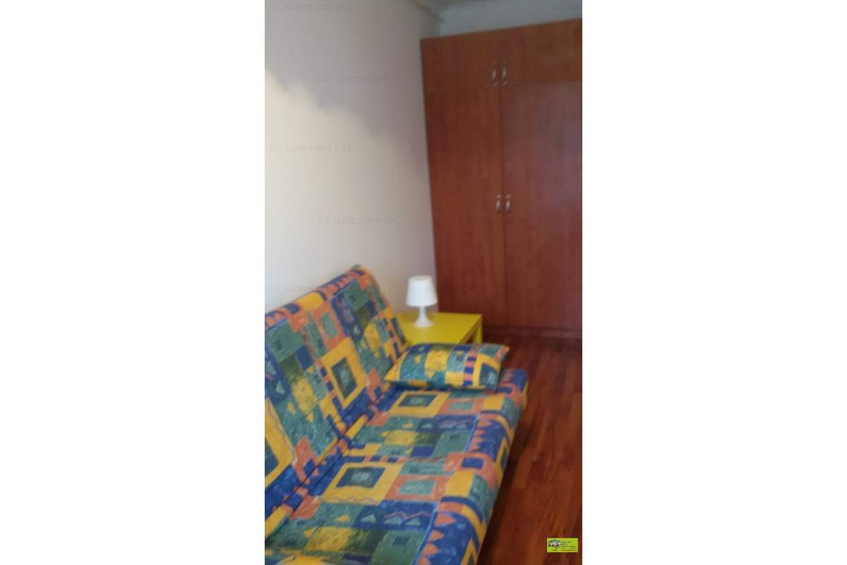  de inchiriat apartament 3 camere,mobilat lux,zona ultracentrala(Hristo Botev)