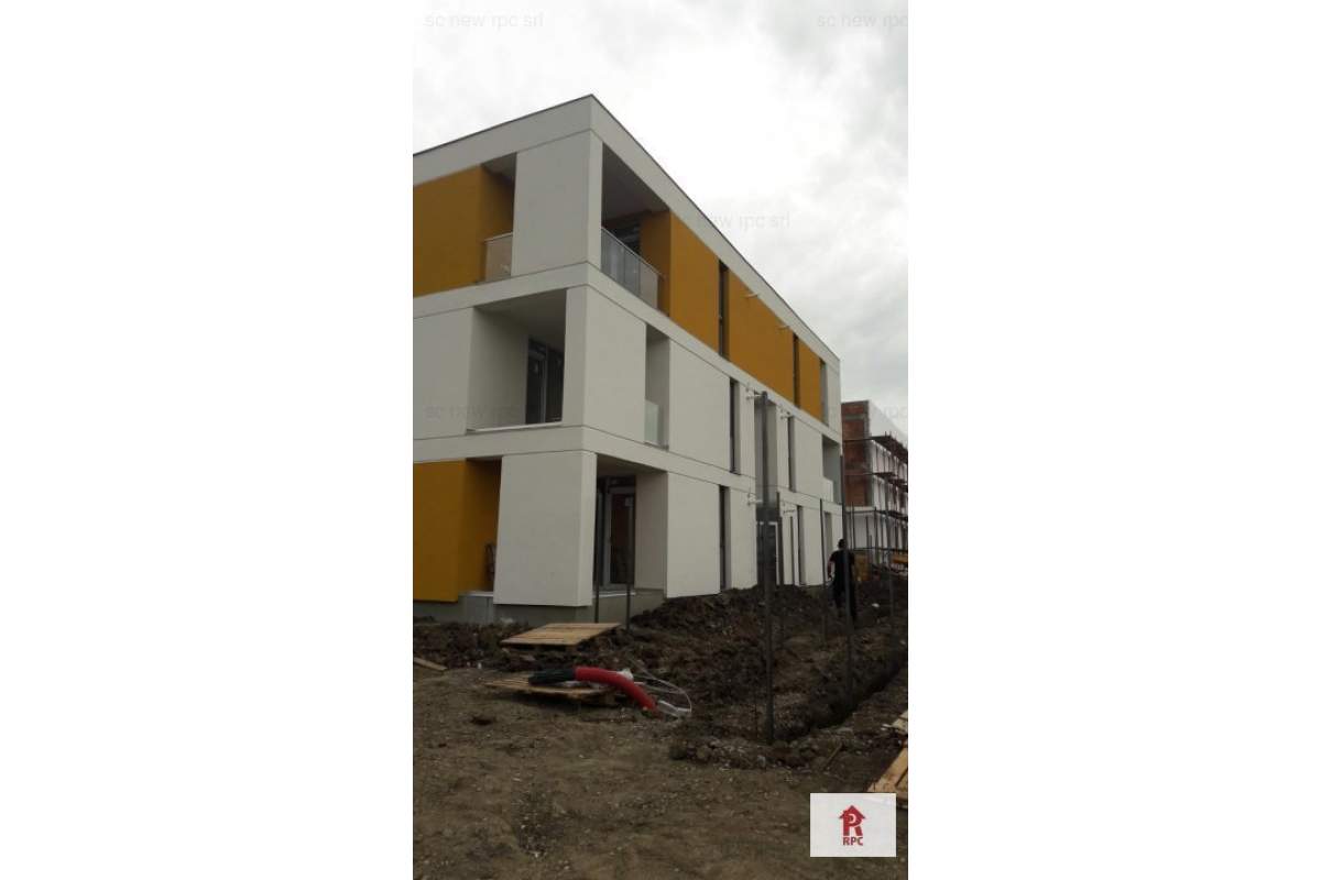 de inchiriat apartament cu 3 dormitoare