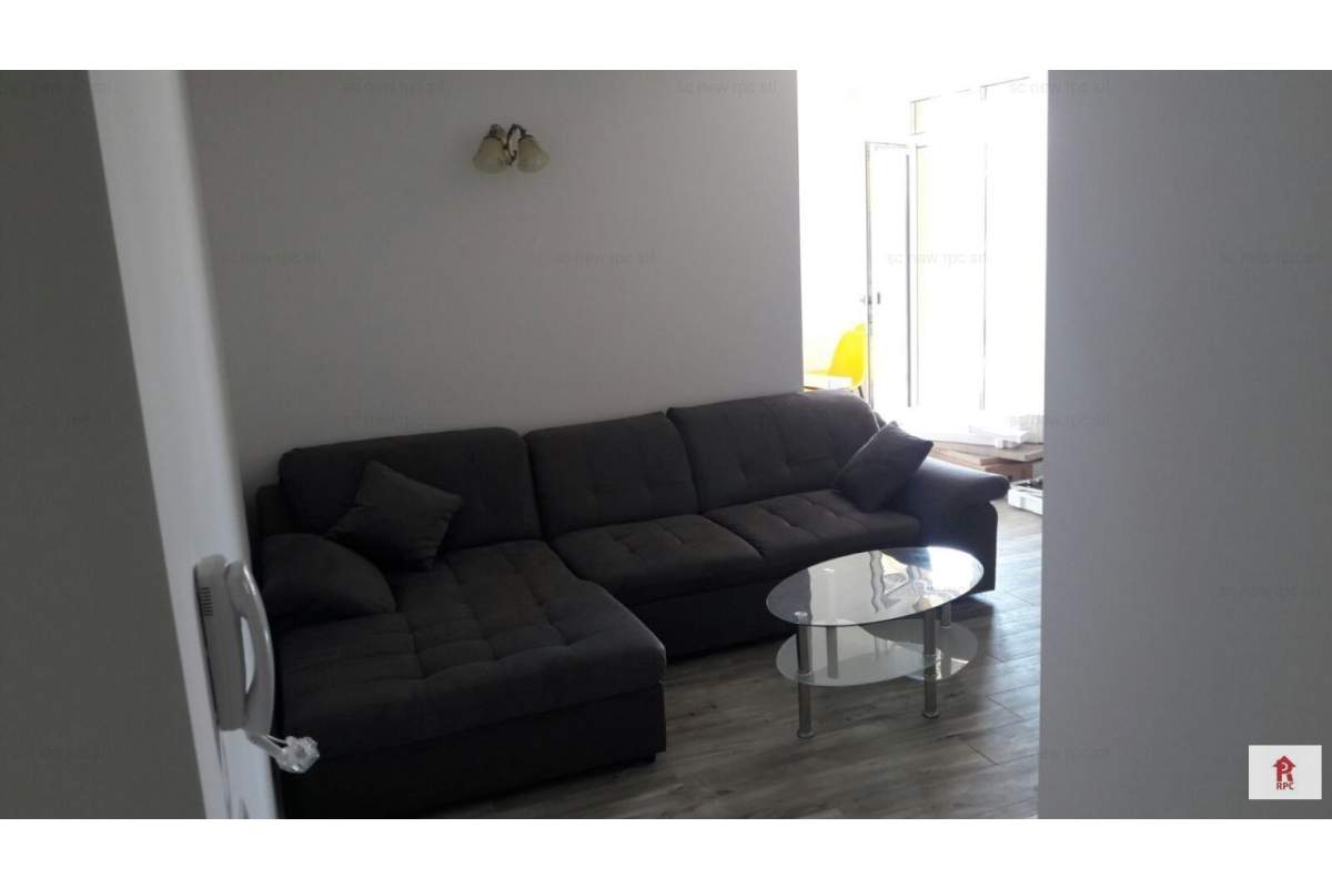  de inchiriat apartament cu 3 dormitoare