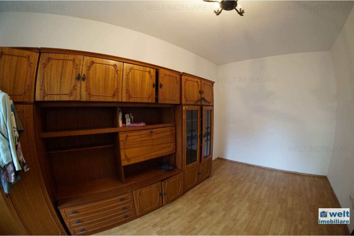  DE INCHIRIAT! Apartament la curte comuna, 2 camere, 40mp utili, zona Centrala!