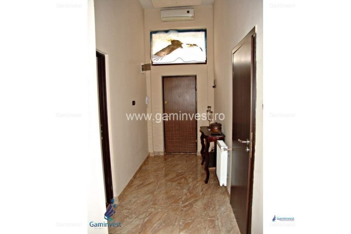  De inchiriat apartament lux ultracentral in Piata Unirii, Oradea A0294