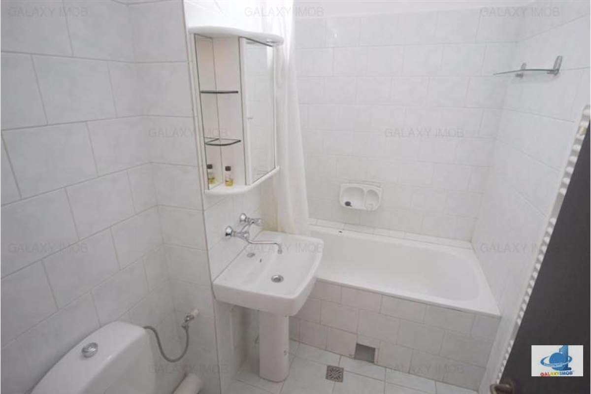  De inchiriat apartament modern cu 3 camere langa Eon