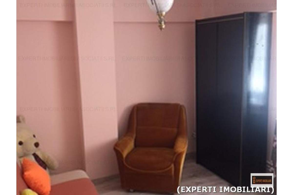 Experti Imobiliari - Apartament in zona FALEZA NORD - 3 camere