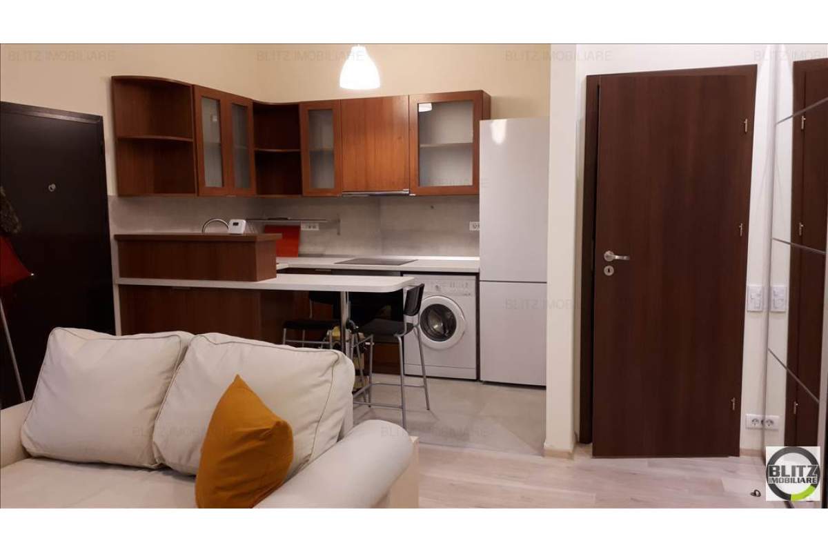 Garsoniera 30 mp, mobilata modern, prima inchiriere, zona Parcului Central