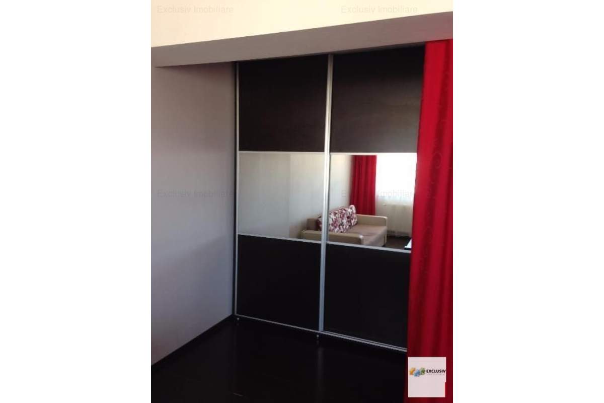 GARSONIERA LUX TOMIS PLUS GAZE SI LOC PARCARE