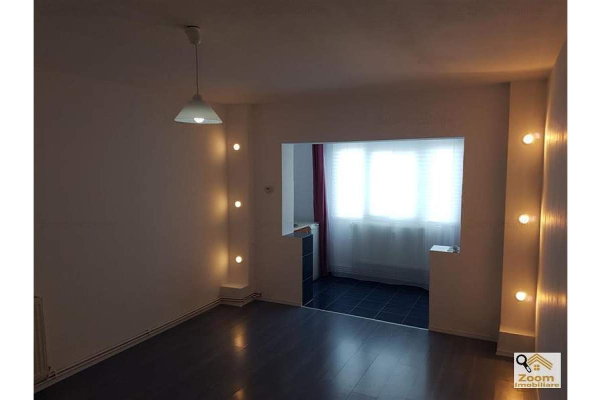 Garsoniera renovata, 24 mp, Zorilor