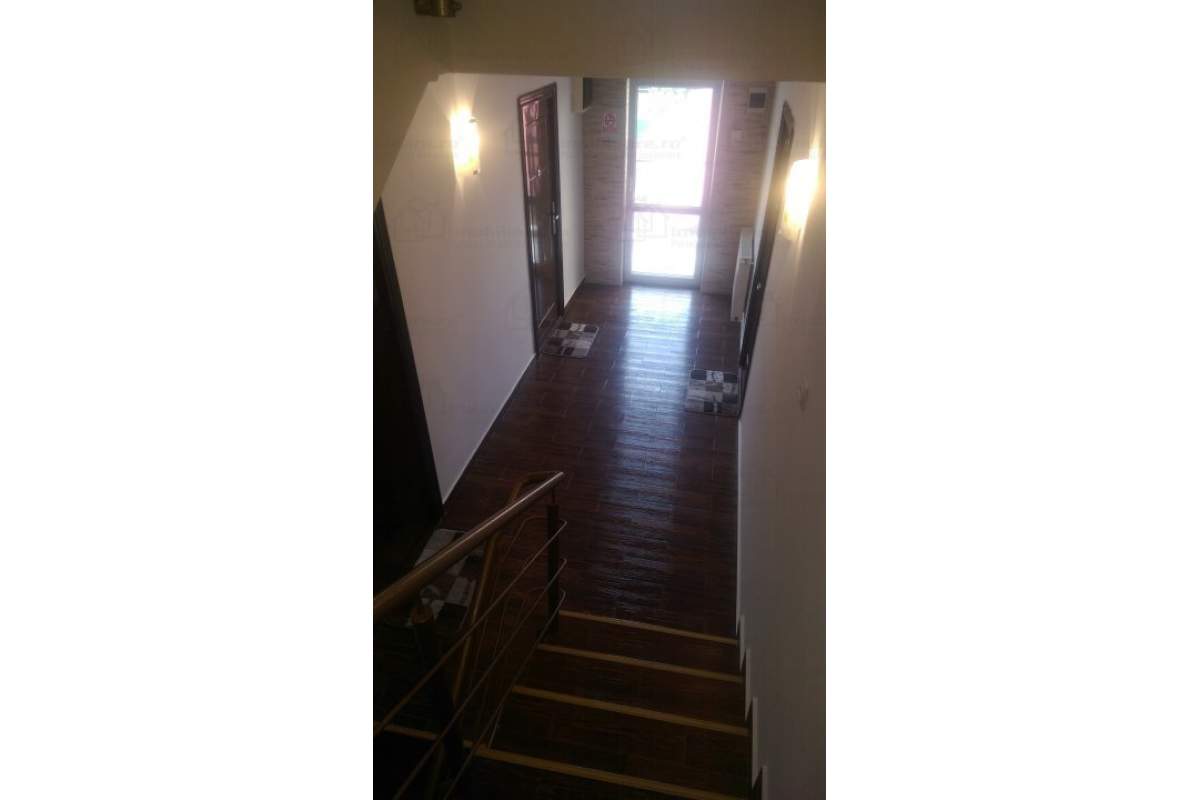 Garsoniere/camere in vila- zona Delfinariu. Utilitati incluse .