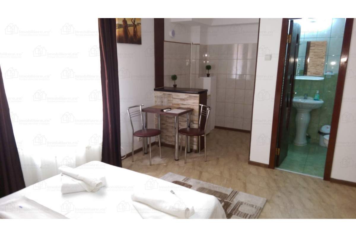 Garsoniere/camere in vila- zona Delfinariu. Utilitati incluse .