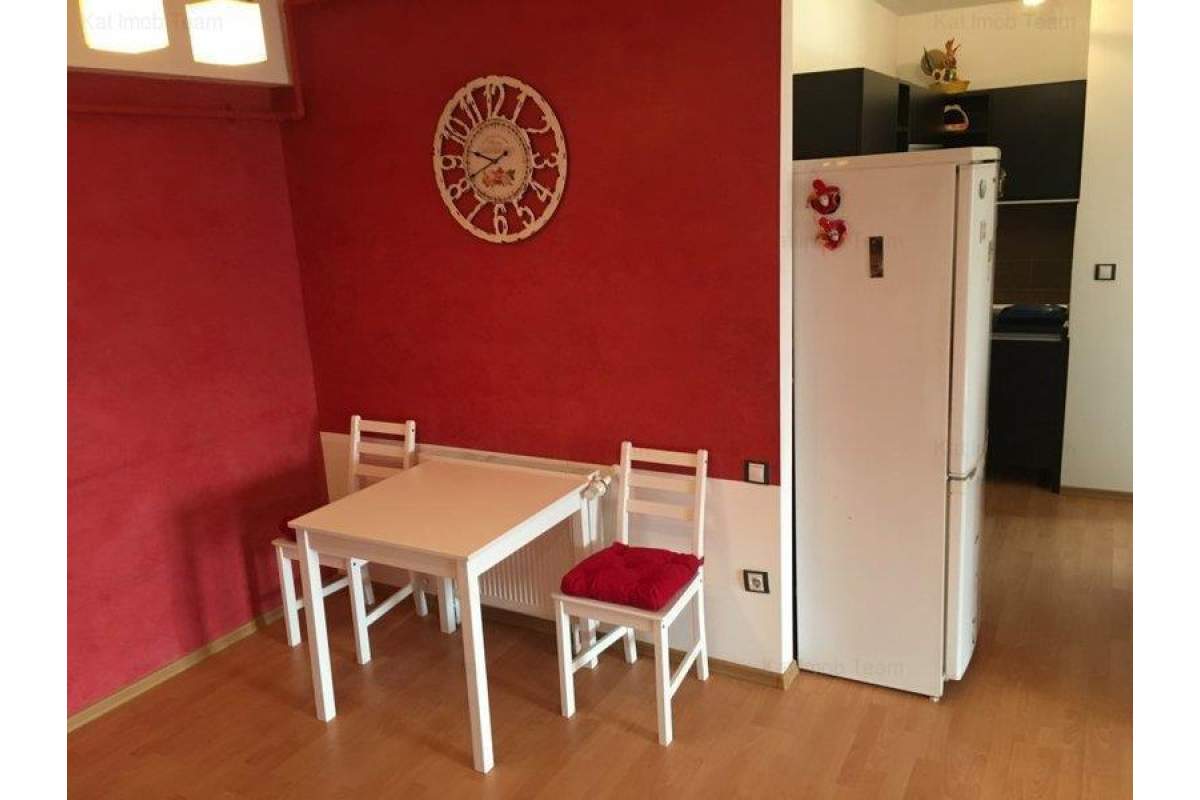Inchiriere 2 camere Centrul Civic