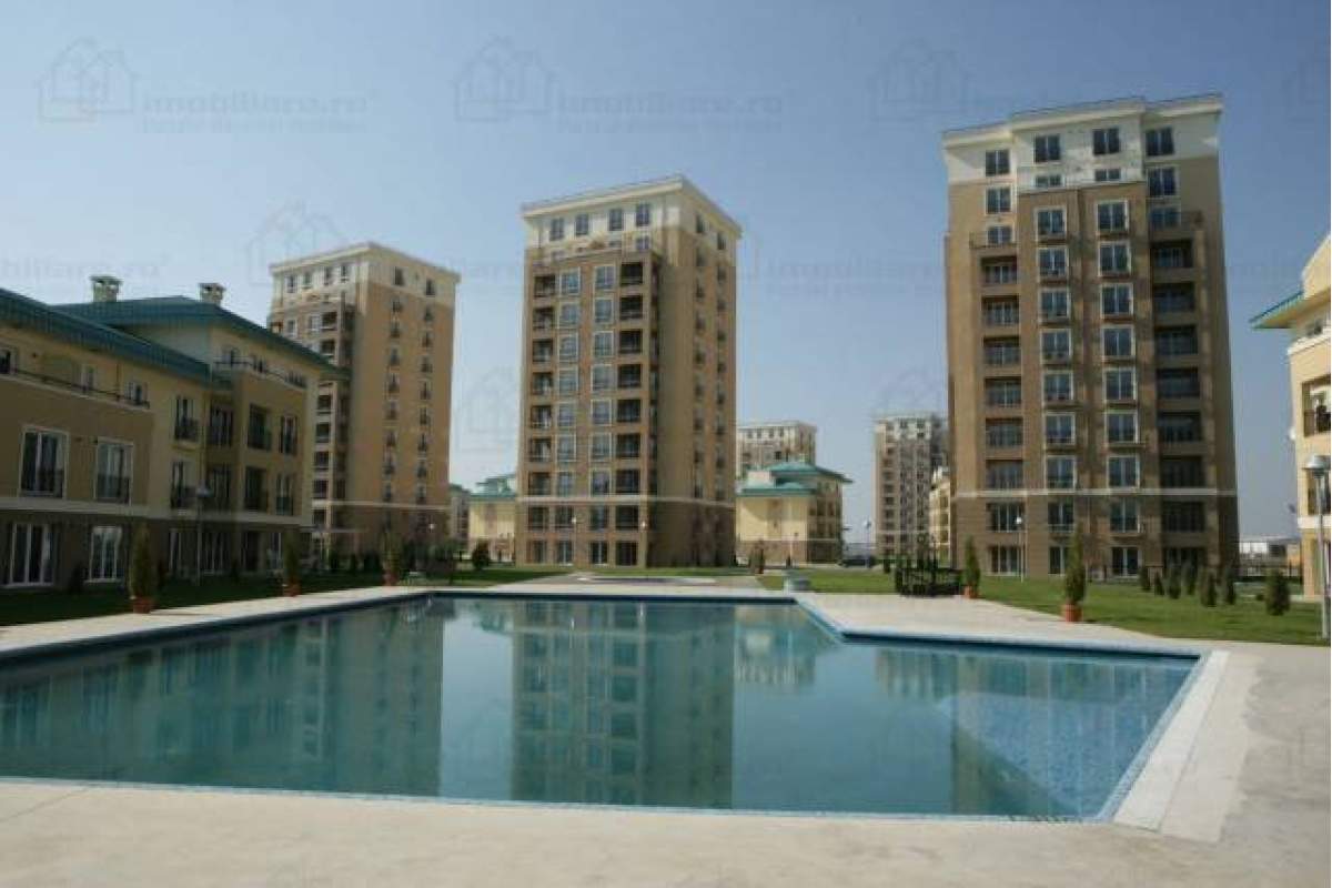 Inchiriere apartament 3 camere Cosmopolis - complet mobilat - 400eur