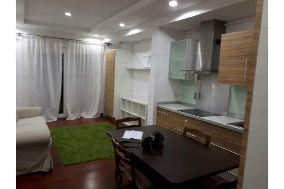 Inchiriere apartament 3 camere Cosmopolis - complet mobilat - 400eur