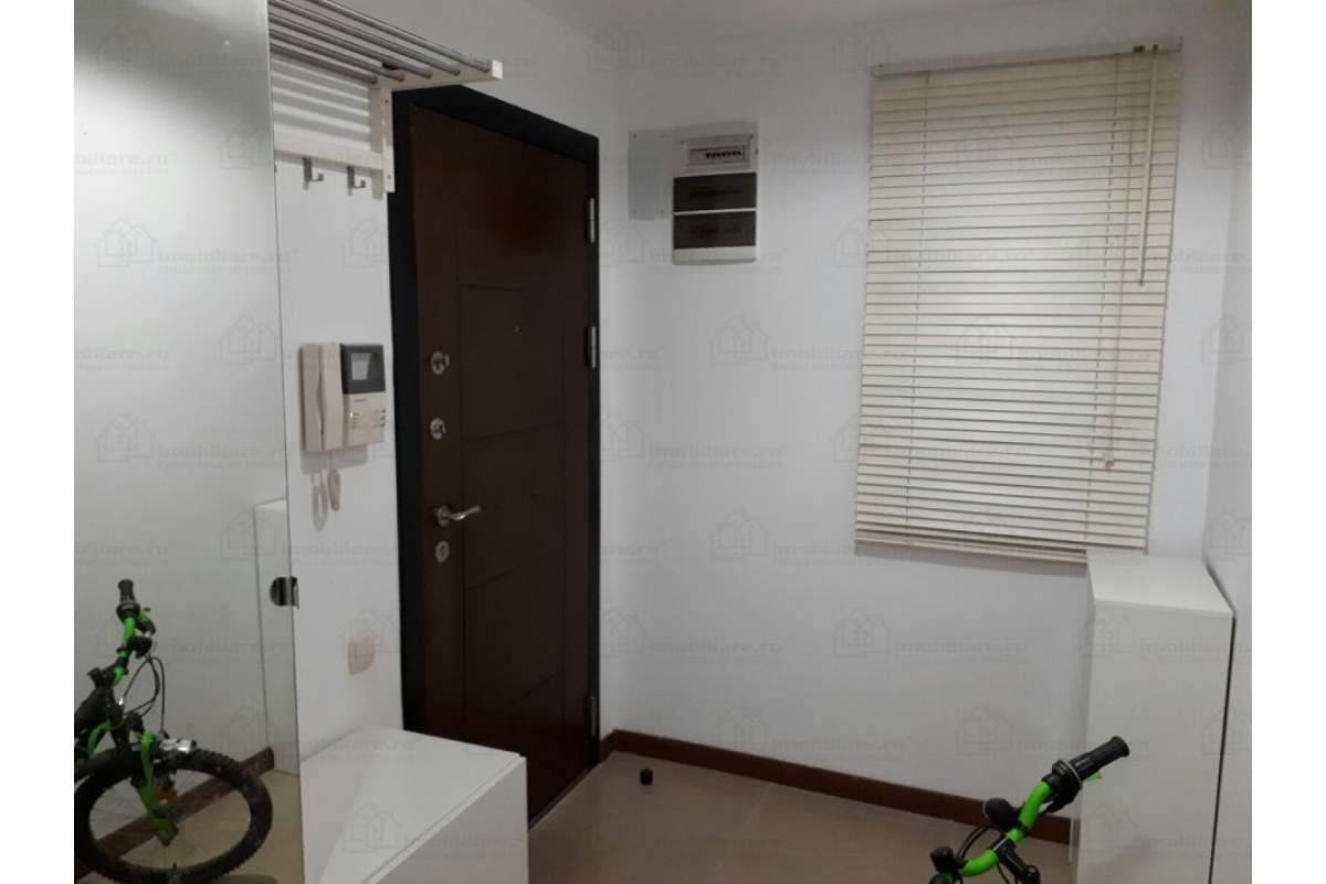  Inchiriere apartament 3 camere Cosmopolis - complet mobilat - 400eur