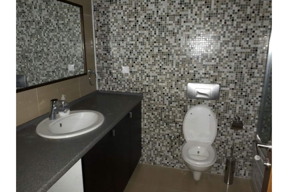 Inchiriere apartament 3 camere Cosmopolis - complet mobilat - 400eur