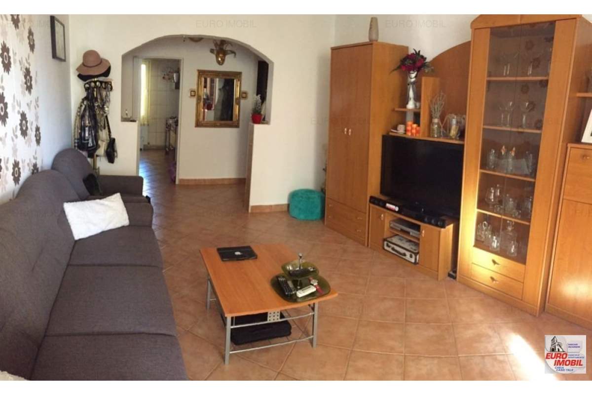  Inchiriere apartament cu 3 camere, mobilat, utilat, zona Fortuna-Corina