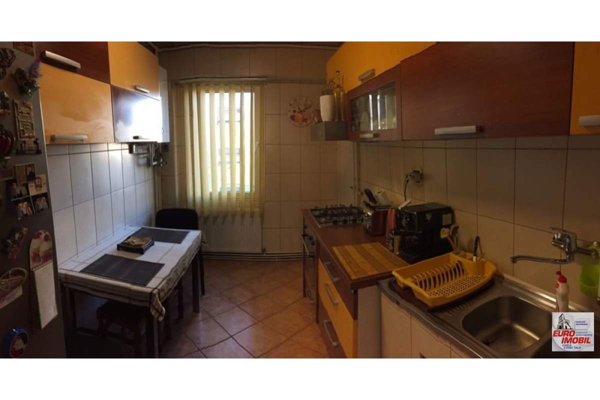  Inchiriere apartament cu 3 camere, mobilat, utilat, zona Fortuna-Corina