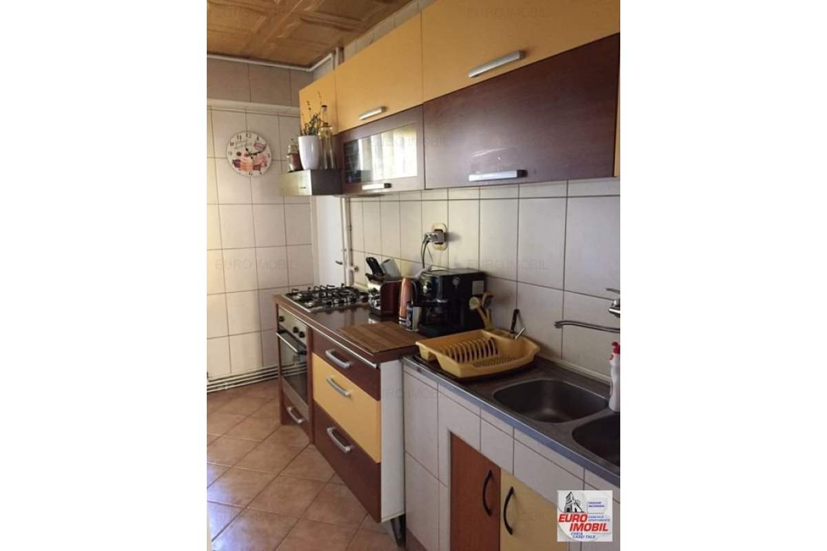  Inchiriere apartament cu 3 camere, mobilat, utilat, zona Fortuna-Corina