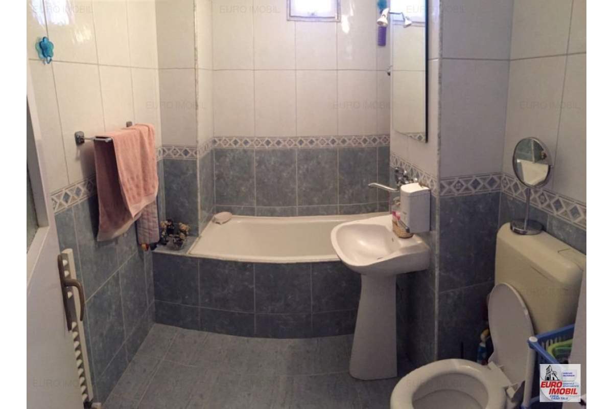  Inchiriere apartament cu 3 camere, mobilat, utilat, zona Fortuna-Corina