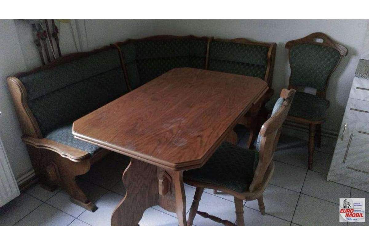 Inchiriere apartament cu 4 camere, mobilat, zona Tudor