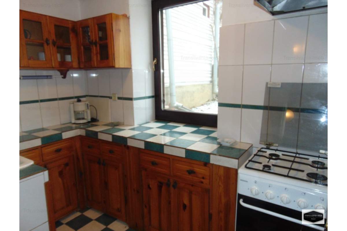  Inchiriere casa 3 camere zona Schei