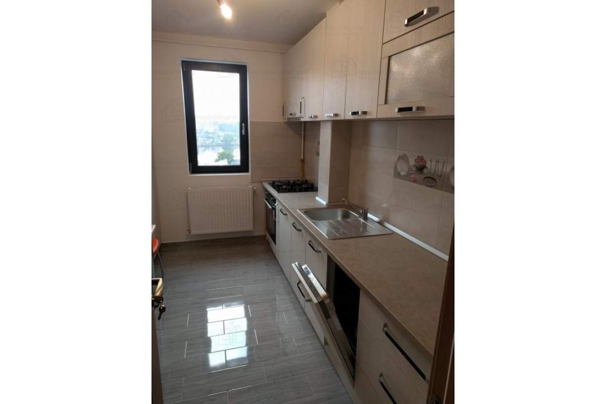  Inchiriez apart 2 camere cu parcare subterana Park Lake - 1 min de Iulius Mall