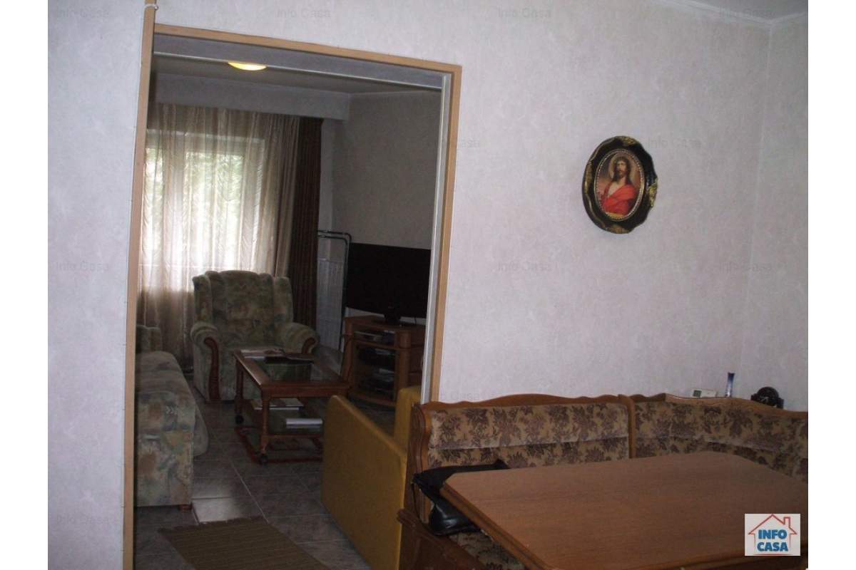 Inchiriez apartament 1 camera