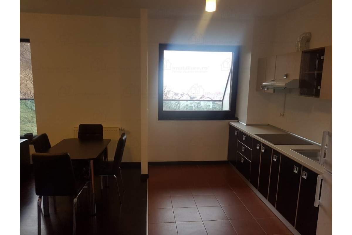  Inchiriez apartament 2 camere , de lux , Tampa Gardens , 450 euro ,