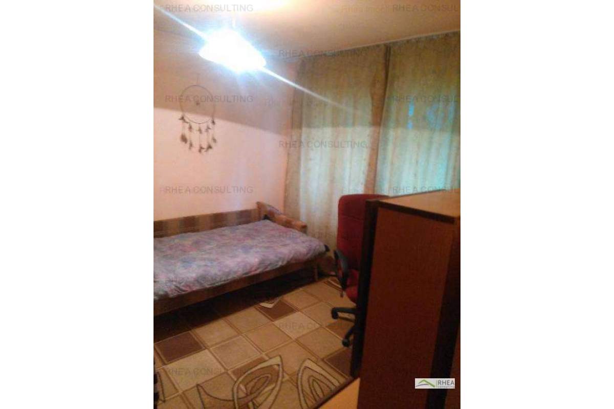  Inchiriez apartament 2 camere dec, cu balcon, Manastur