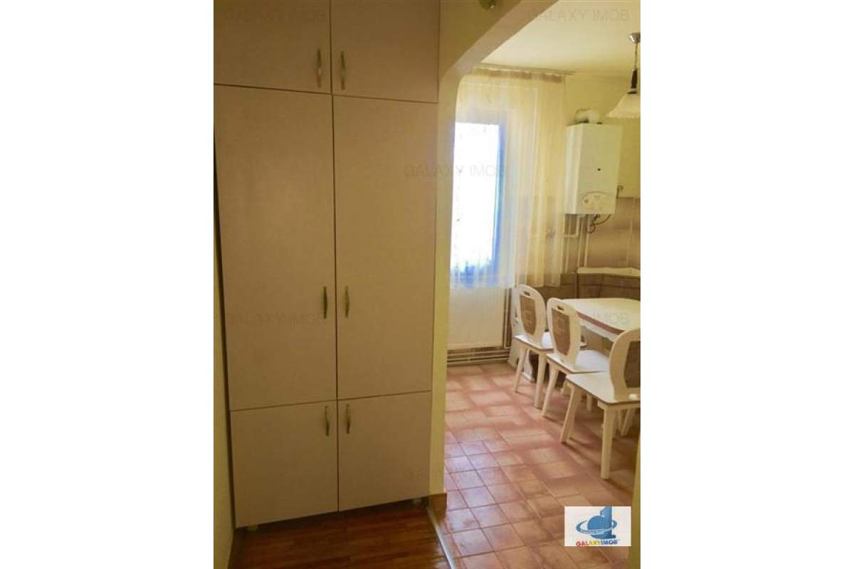  Inchiriez apartament 2 camere Transilvaniei